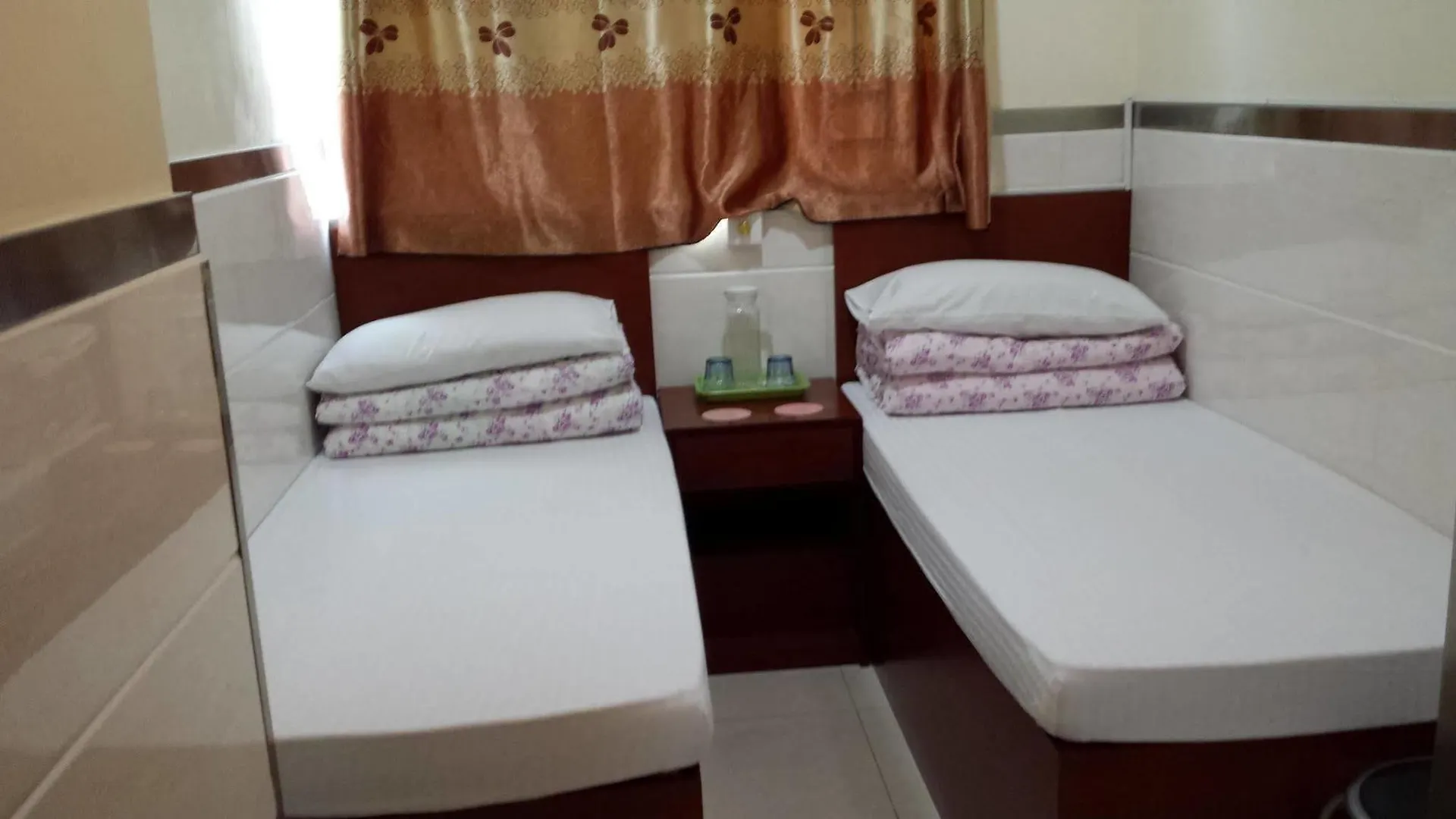 E-Dragon Hotel 一龙酒店 Hong Kong Guest house